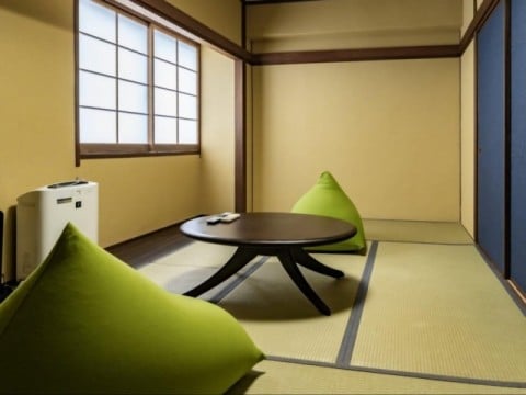 Malin peer (Japanese-style room)